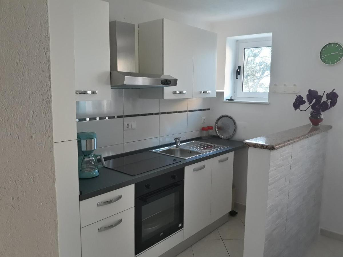 Apartment Miletic Trogir Buitenkant foto
