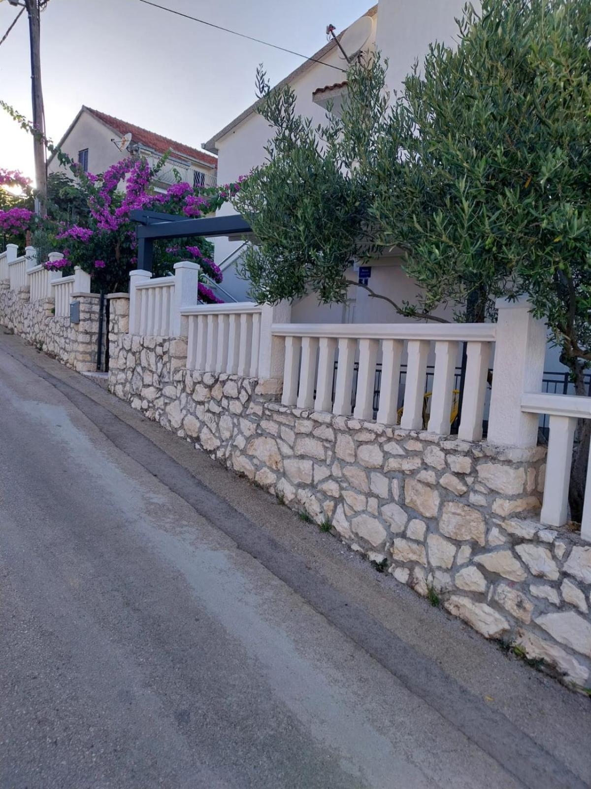 Apartment Miletic Trogir Buitenkant foto